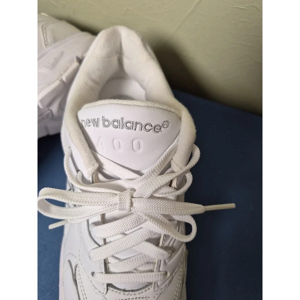 New Balance product pair